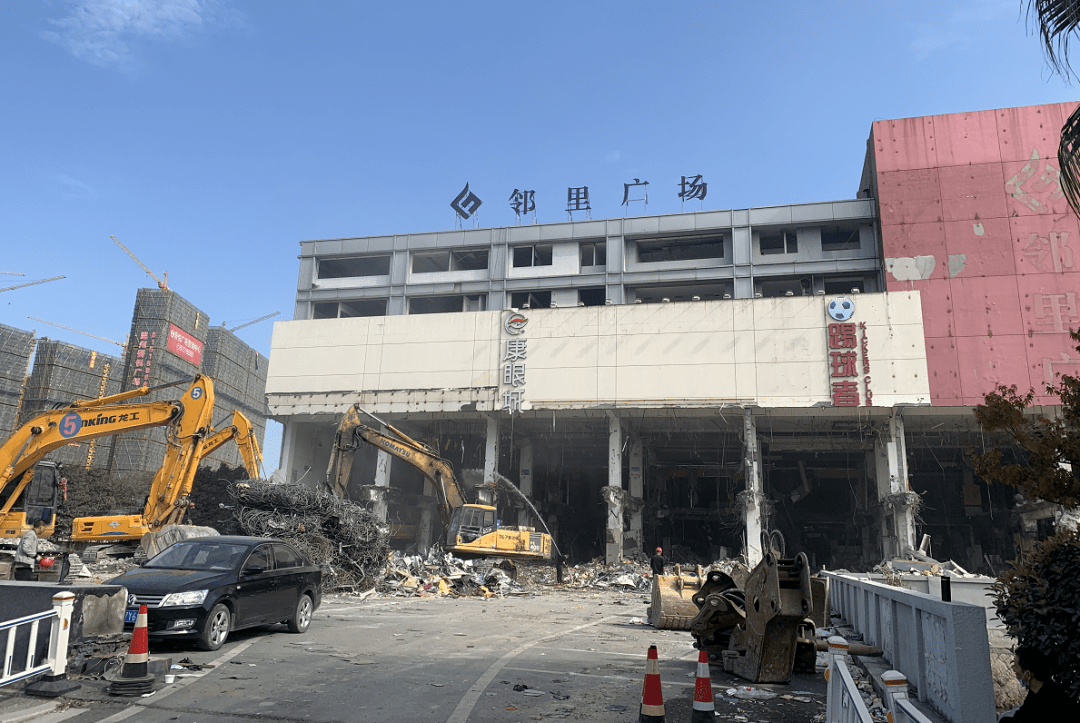 西湖区超市拆除